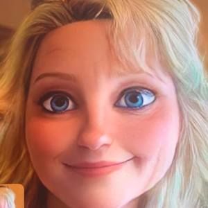 Meet your Posher, Tanya